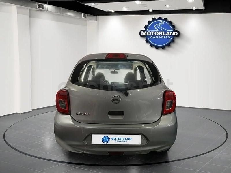 Usado Nissan Micra Visia 80 CV (58 kW) 2015 Gris / plata Utilitario