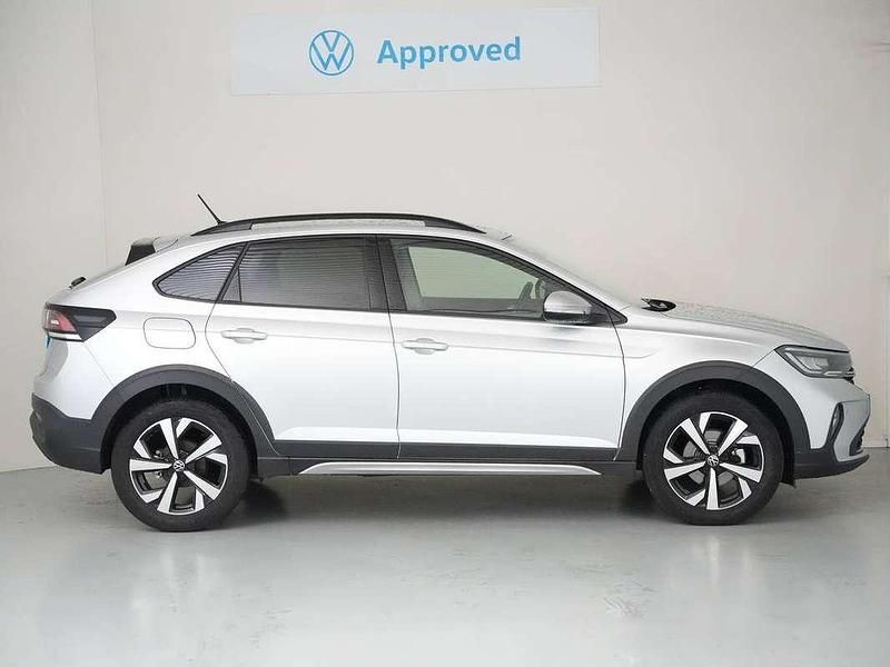 Usado VW Taigo 116 CV (85 kW) 2025 Plateado SUV