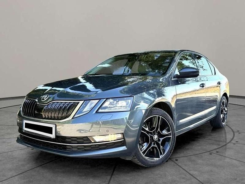 Usado Skoda Octavia RS 184 CV (135 kW) 2018 Gris Utilitario