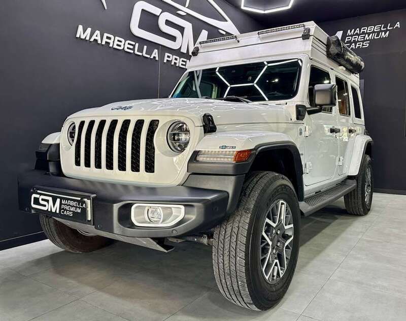 Blanco Usado 2022 Jeep Wrangler Unlimited Sahara SUV | 92.990 € - Imagen 1/4