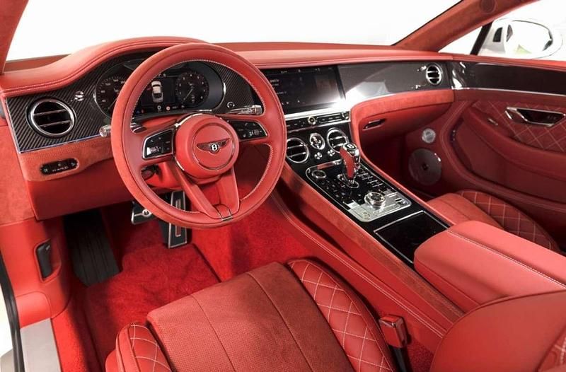 Blanco Usado 2023 Bentley Continental Berlina | 317.000 € - Imagen 1/3