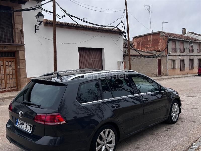 Usado VW Golf VII Advance 150 CV (110 kW) 2018 Gris / plata Familiar