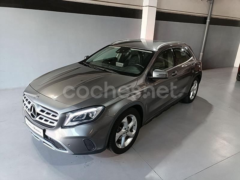Gris / plata Usado 2019 Mercedes GLA180 SUV | 18.990 € (Buen precio) - Imagen 1/4