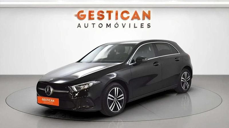 Usado Mercedes A250 219 CV (161 kW) 2023 Negro Berlina