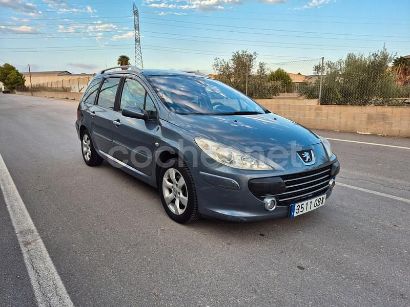 Azul Usado 2008 Peugeot 307 Familiar | 3950 € (Precio justo) - Imagen 1/4