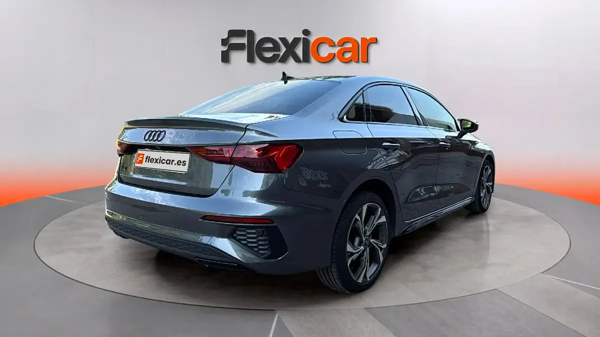 Usado Audi A3 Premium 116 CV (85 kW) 2022 Gris Berlina