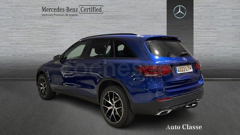 Usado Mercedes GLC300e AMG line 306 CV (225 kW) 2021 Azul brillante SUV