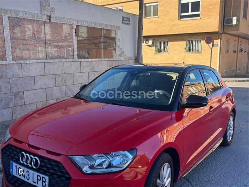Usado Audi A1 Sportback 95 CV (69 kW) 2021 Granate Utilitario