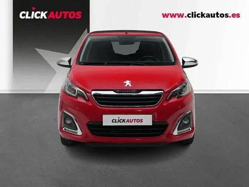 Usado Peugeot 108 Allure 72 CV (52 kW) 2021 Rojo Utilitario