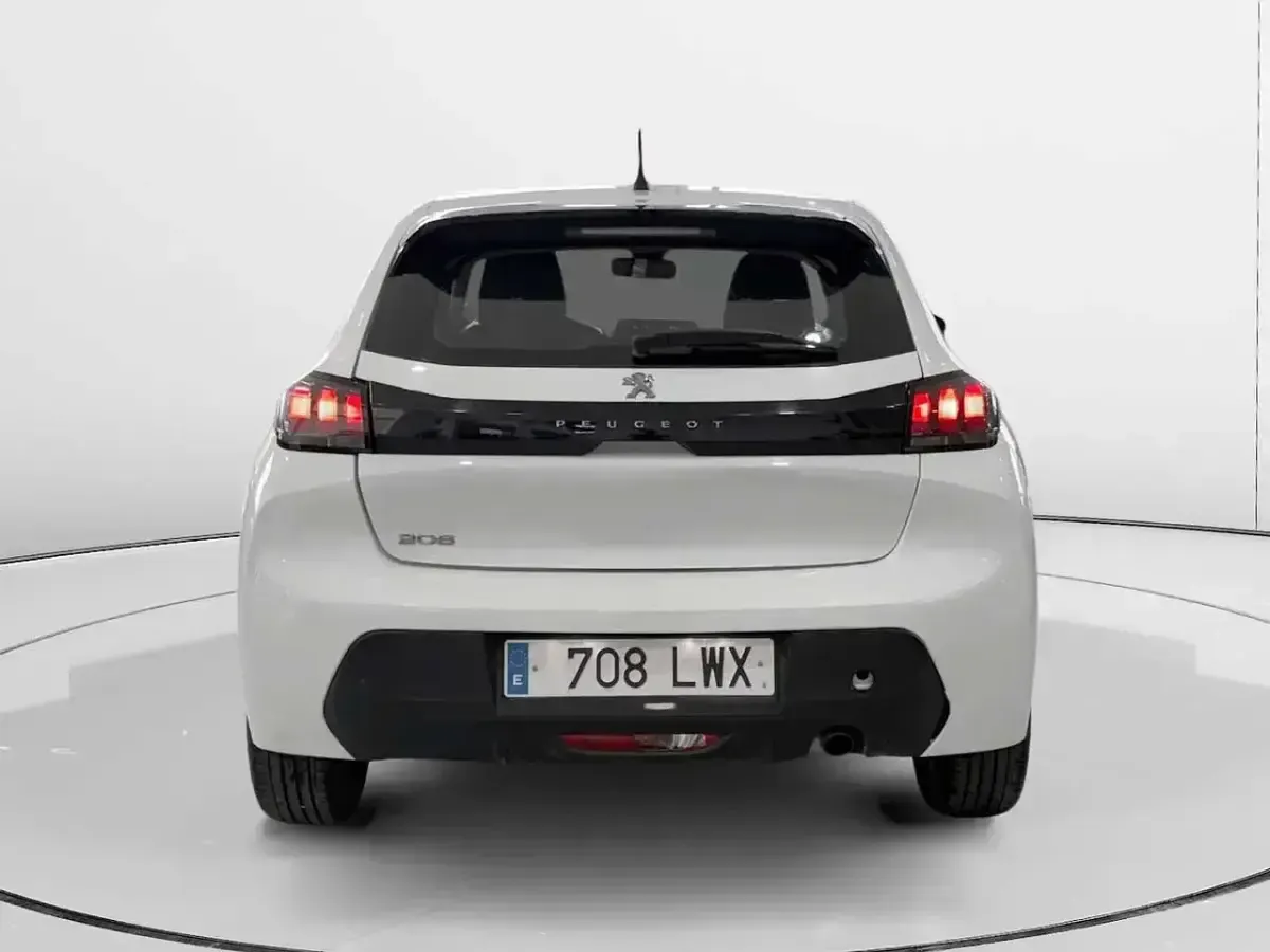 Usado Peugeot 208 Active 100 CV (73 kW) 2022 Blanco Utilitario
