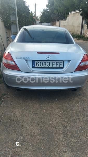 Usado Mercedes SLK200 163 CV (119 kW) 2006 Gris / plata Descapotable