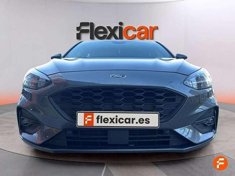 Usado Ford Focus ST-Line X 125 CV (91 kW) 2020 Gris Utilitario