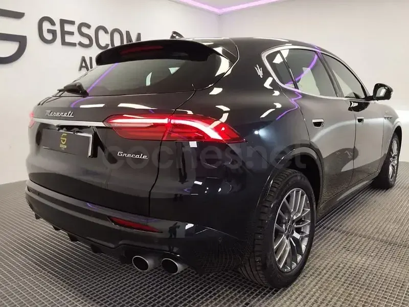 Usado Maserati Grecale GT 300 CV (220 kW) 2023 Negro SUV