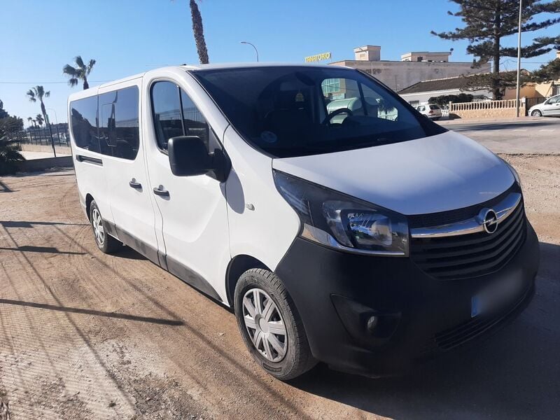 Usado Opel Vivaro S 120 CV (88 kW) 2019 Blanco Monovolumen