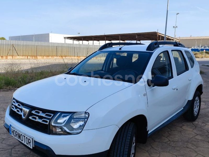 Blanco Usado 2015 Dacia Duster Ambiance SUV | 9800 € (Precio justo) - Imagen 1/4