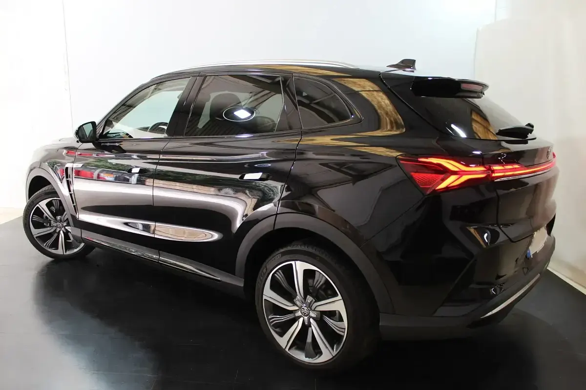 Usado MG Marvel R Luxury 211 kW (288 CV) 2023 Negro SUV