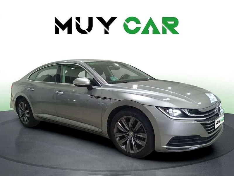 Usado VW Arteon 150 CV (110 kW) 2019 Plateado Utilitario