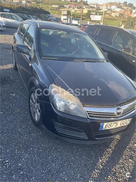 Negro Usado 2008 Opel Astra Cosmo Berlina | 2000 € (Precio justo) - Imagen 1/2
