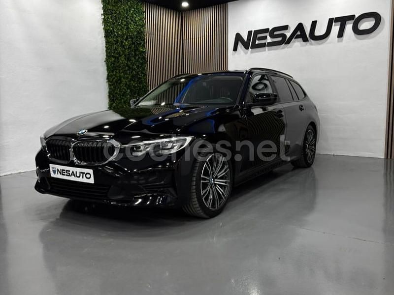 Negro Usado 2020 BMW 320e Familiar | 27.499 € (Precio justo) - Imagen 1/4