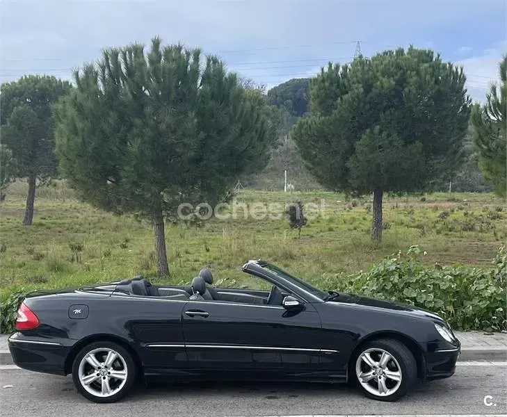 Usado Mercedes CLK200 Avantgarde 163 CV (119 kW) 2005 Negro Descapotable