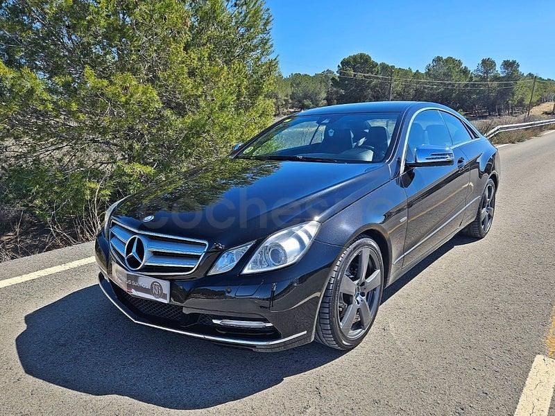 Usado Mercedes E250 Elegance 204 CV (150 kW) 2013 Negro Coupe