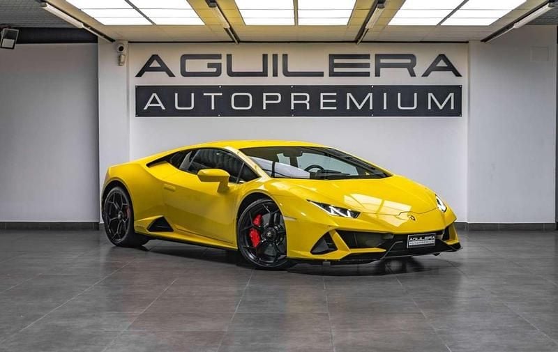 Usado Lamborghini Huracán 639 CV (469 kW) 2022 Amarillo Coupe