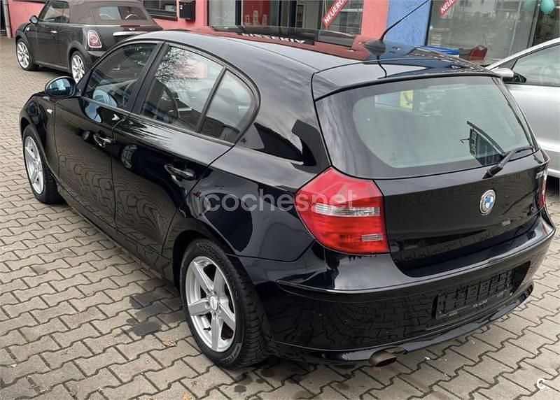 Usado BMW 116 115 CV (84 kW) 2008 Negro Utilitario