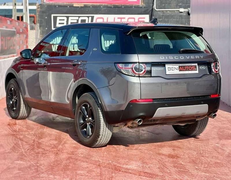 Usado Land Rover Discovery Sport HSE 150 CV (110 kW) 2015 Gris SUV