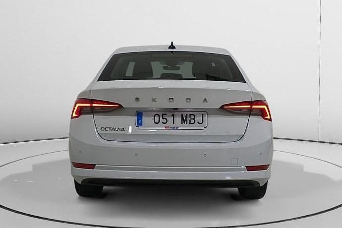 Usado Skoda Octavia Ambition 116 CV (85 kW) 2022