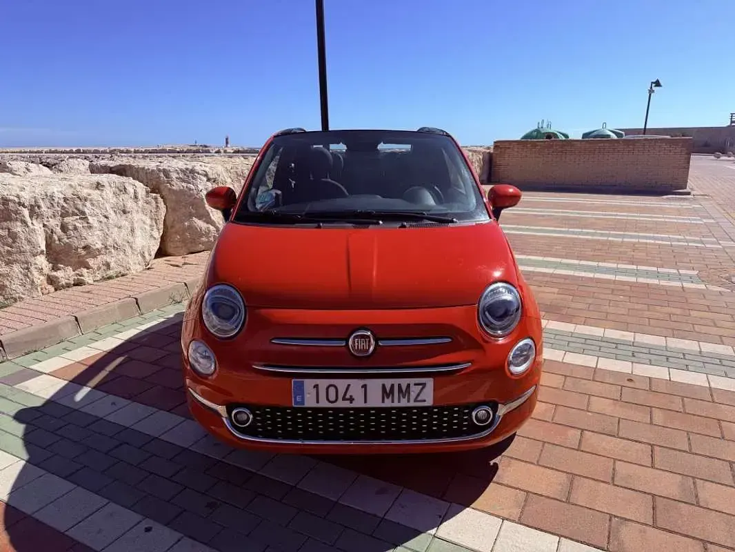 Usado Fiat 500 Dolcevita 71 CV (52 kW) 2024 Naranja Utilitario