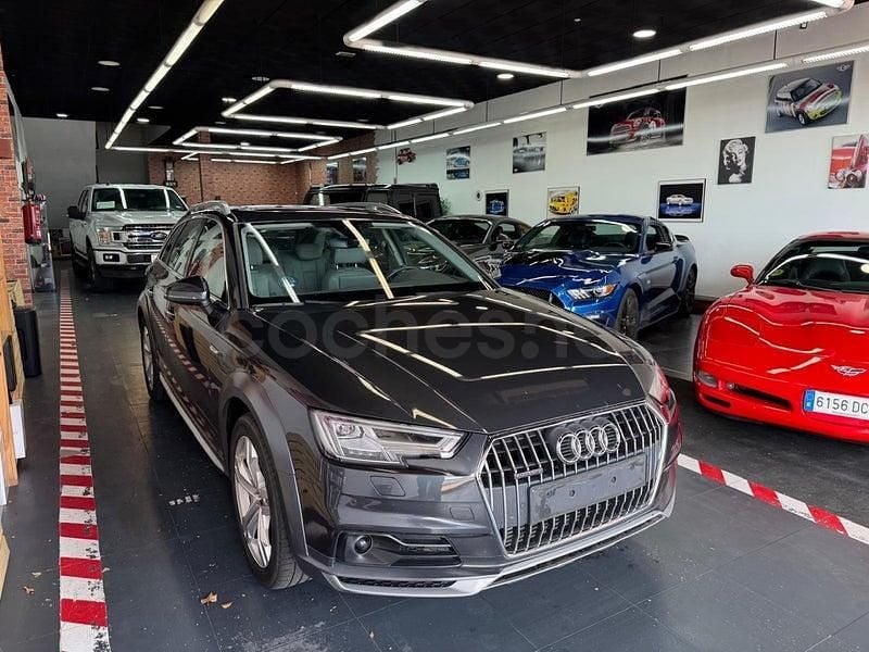 Usado Audi A4 Allroad 245 CV (180 kW) 2019 Gris / plata Familiar