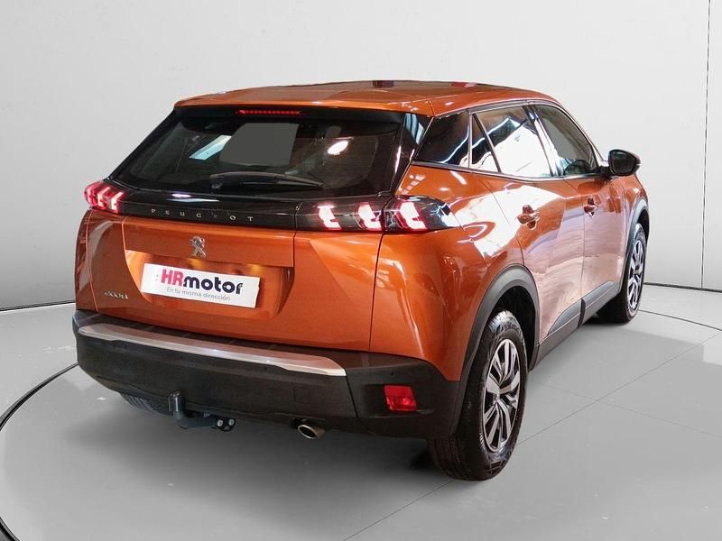 Usado Peugeot 2008 Allure 131 CV (96 kW) 2021 Blanco SUV