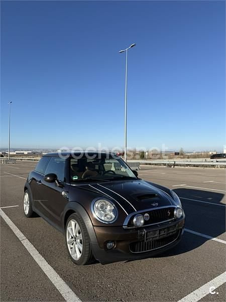 Usado Mini Cooper S 175 HP (128 kW) 2009 Castanho Citadino
