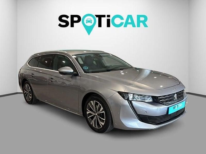 Usado Peugeot 508 SW Allure 130 CV (95 kW) 2021 Gris / plata Familiar