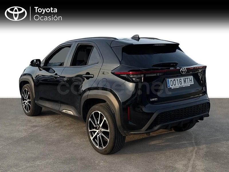 Usado Toyota Yaris Cross Sport 132 CV (97 kW) 2024 Negro SUV