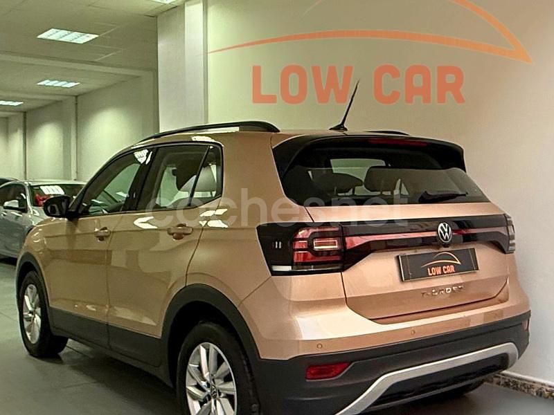 Usado VW T-Cross Sportline 110 CV (80 kW) 2021 Rosa SUV