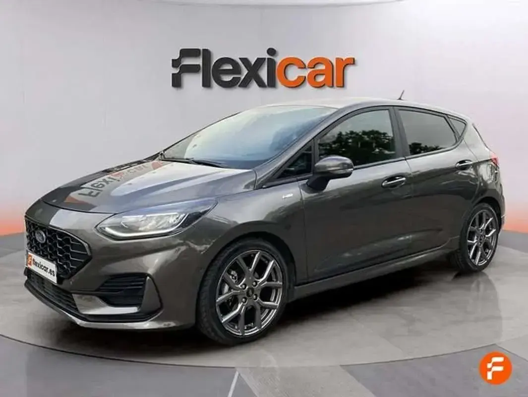 Usado Ford Fiesta ST-Line X 125 CV (91 kW) 2023 Gris Utilitario
