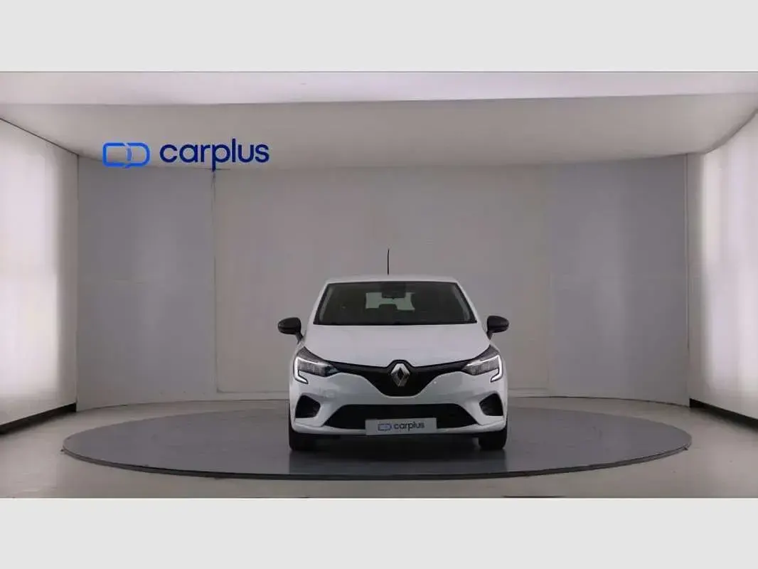 Usado Renault Clio SE 67 CV (49 kW) 2022 Blanco Utilitario