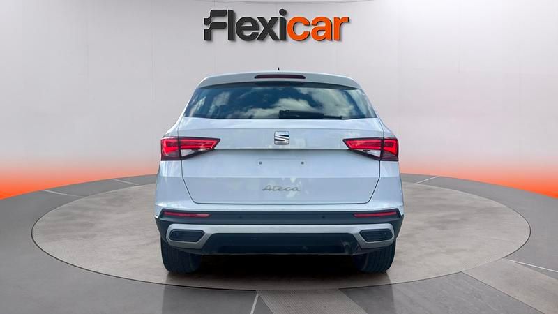 Usado Seat Ateca Style 150 CV (110 kW) 2023 Blanco SUV