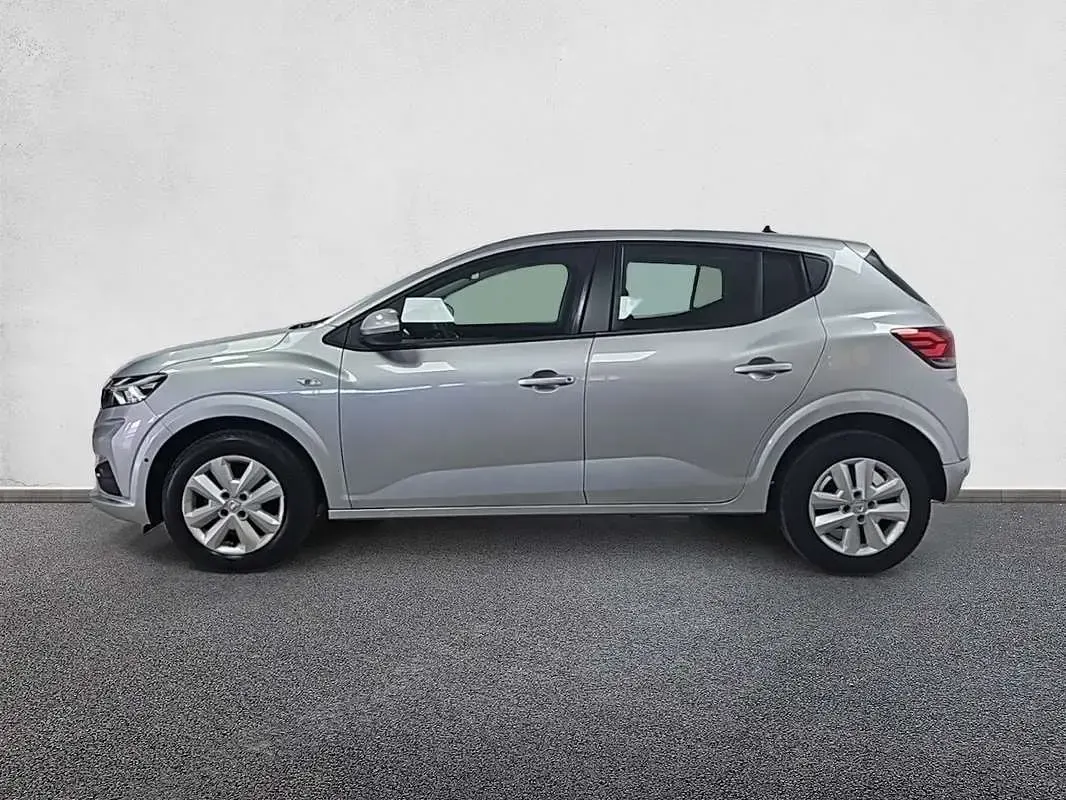 Usado Dacia Sandero Comfort 91 CV (66 kW) 2022 Utilitario