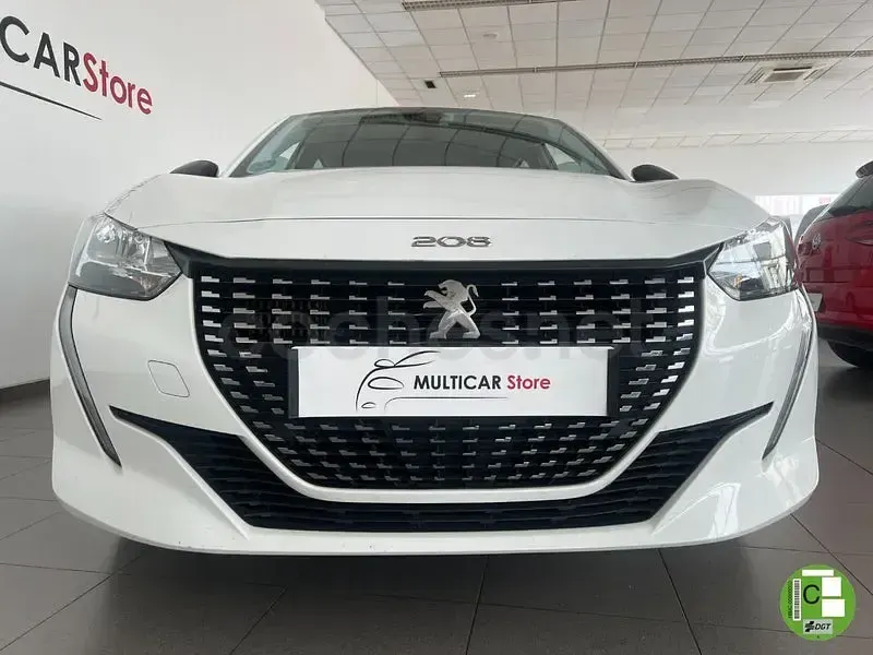 Usado Peugeot 208 Active 100 CV (73 kW) 2022 Blanco Utilitario