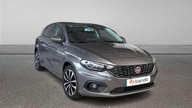 Usado Fiat Tipo Mirror 95 CV (69 kW) 2020 Gris Berlina