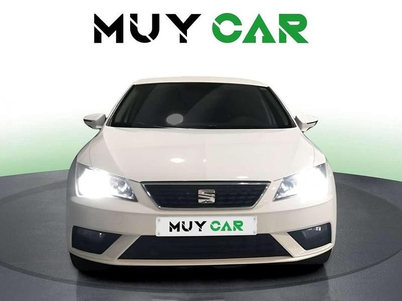 Usado Seat Leon Reference 90 CV (66 kW) 2017 Blanco Utilitario