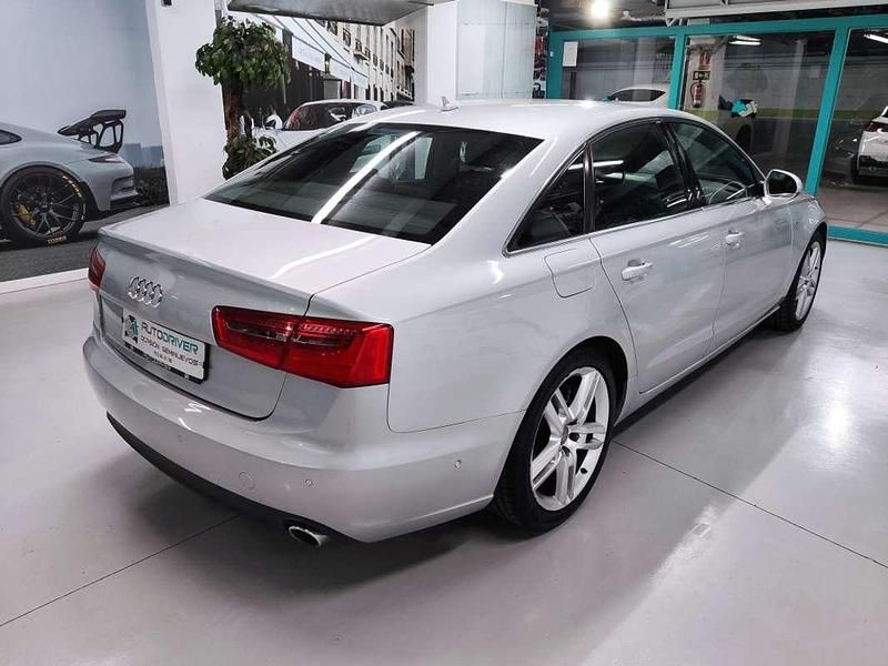 Usado Audi A6 Ambiente 245 CV (180 kW) 2011 Plateado Berlina