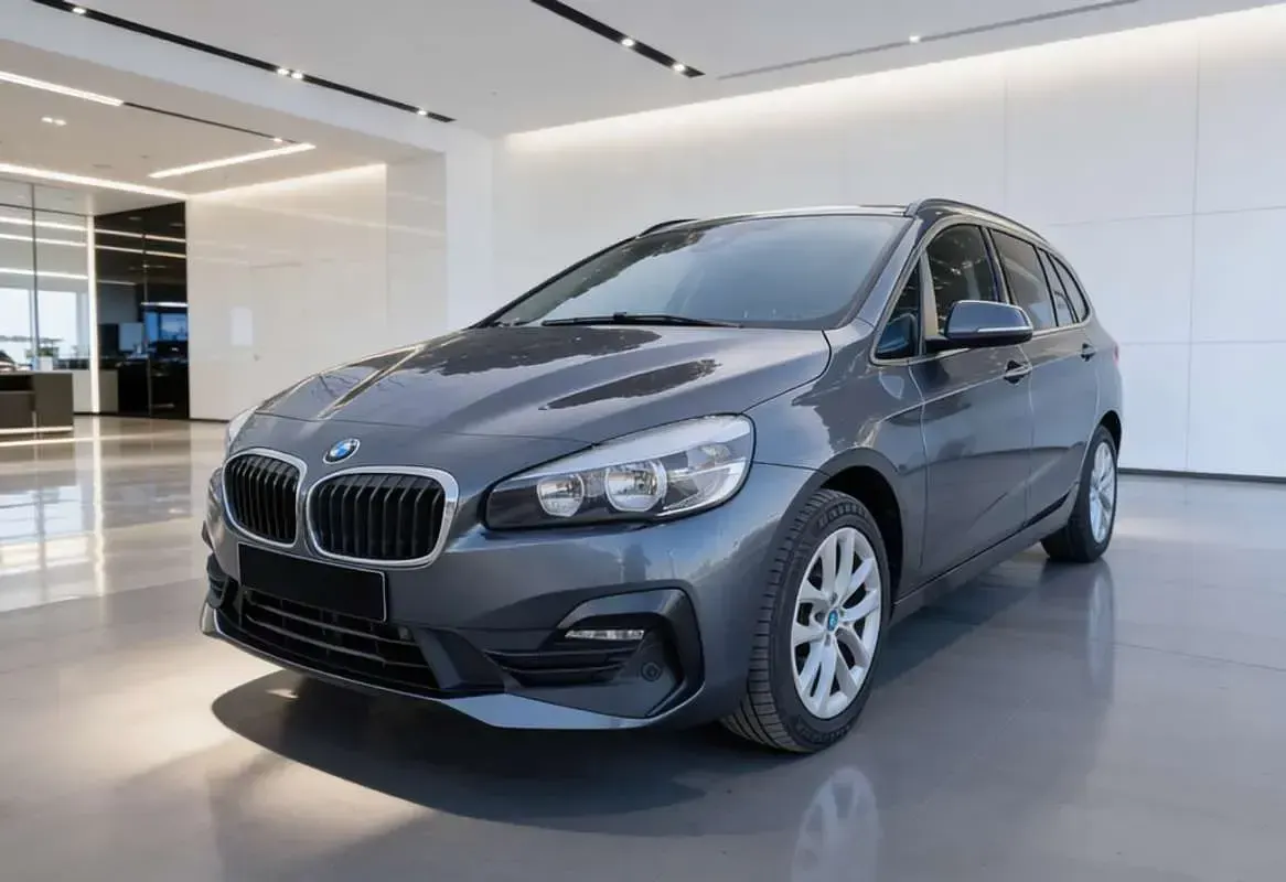 Occasion BMW 218 Gran Tourer Comfort Edition 150 PK (110 kW) 2020 Grijs MPV