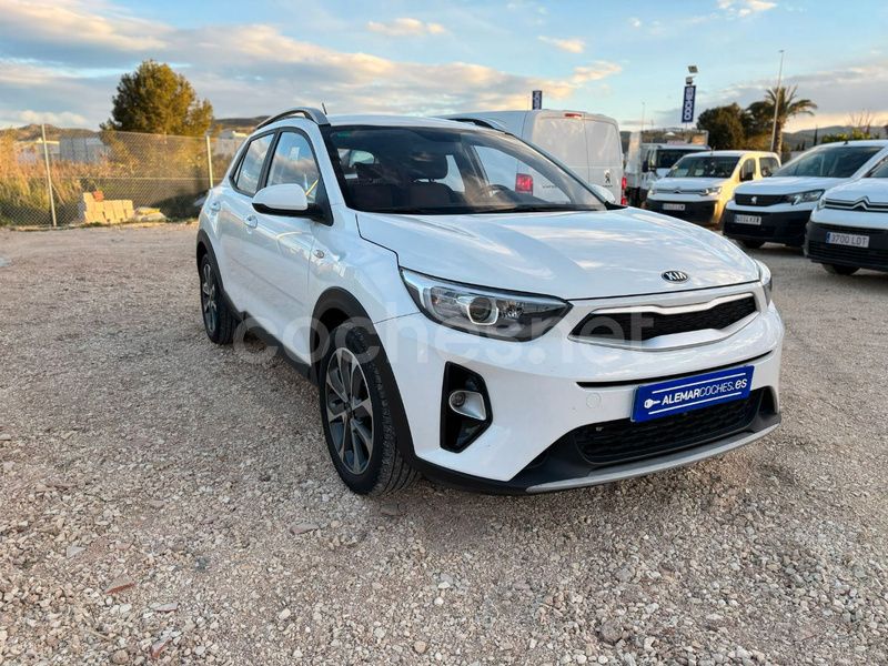 Blanco Usado 2019 Kia Stonic SUV | 12.500 € (Precio justo) - Imagen 1/4