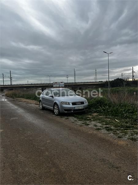 Gris / plata Usado 2003 Audi A3 Ambiente Berlina | 4000 € (Precio justo) - Imagen 1/4
