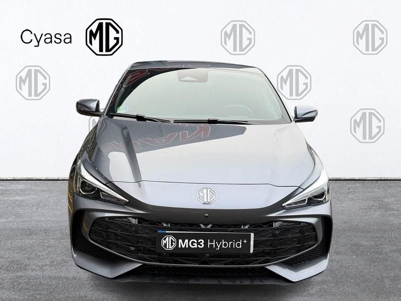 Usado MG MG3 Luxury 195 CV (143 kW) 2025 Gris / plata Utilitario