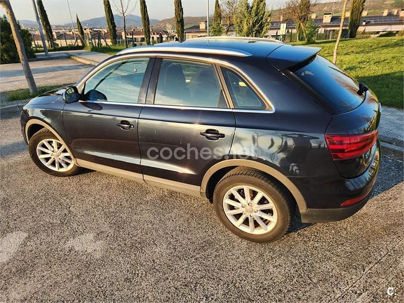 Usado Audi Q3 Ambiente 140 HP (102 kW) 2013 Preto SUV