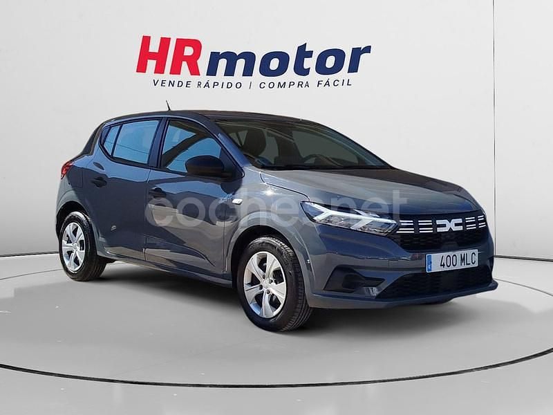 Gris / plata Usado 2023 Dacia Sandero Essentiel Utilitario | 13.990 € (Precio justo) - Imagen 1/4